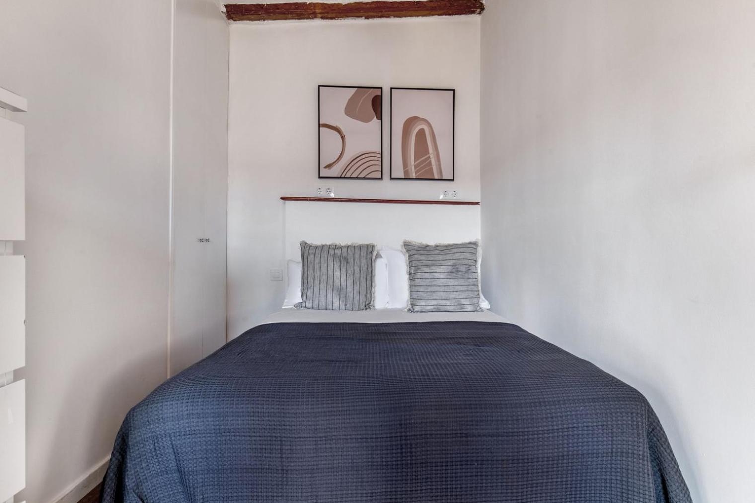 Blueground El Born Balcony Private Terrace Bcn-125 Apartment